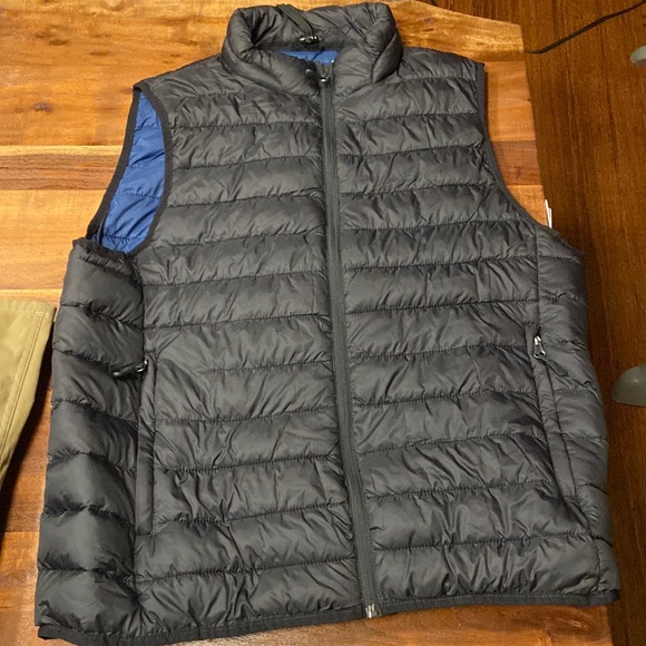 Club Room Other - Black vest. Super light. Great condition and style. Size L. Never worn.